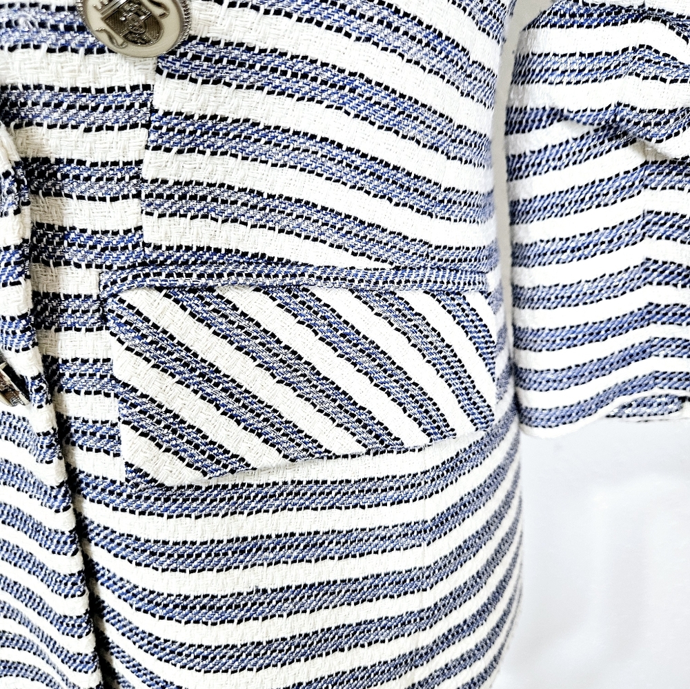 Veronica Beard Ryland Striped Cotton-Blend Tweed Blazer in Blue and White Size 8 - Picture 13 of 15